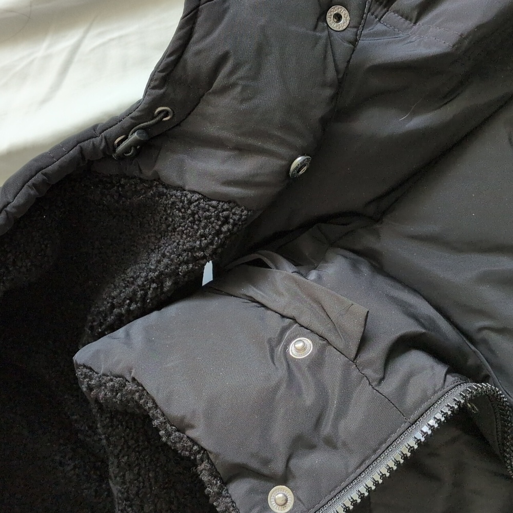 Express Black Puffer Jacket - Picture 4 of 6